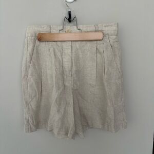 Aritzia linen shorts - 5”